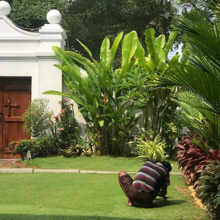 Le Colonial 1506 - Exclusive Luxury Hideaway Hotel Kochi 4*,