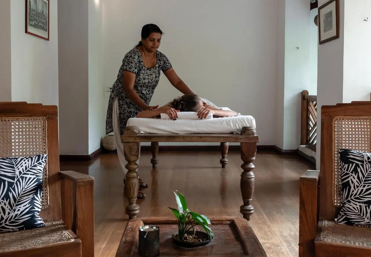 Le Colonial 1506 - Exclusive Luxury Hideaway Hotel Kochi